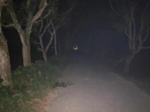 লাইটবিহীন অন্ধকার শহর